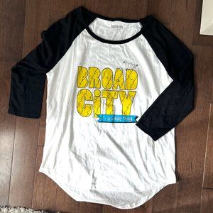 Broad City Comedy Central show official shirt SIZE S
